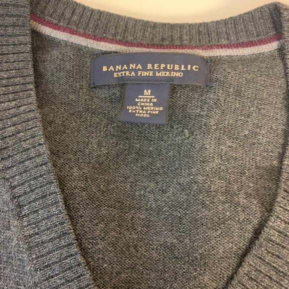 Merino Wool Sweaters Mens Size M FLAWED Holes 1 Brown & 1 Grey Warm Soft AS IS - Picture 2 of 12